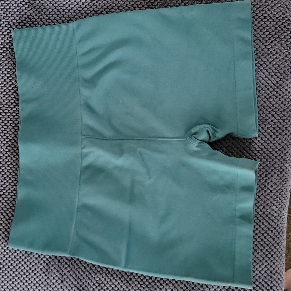 Zyia seamless hustle shorts XXL
